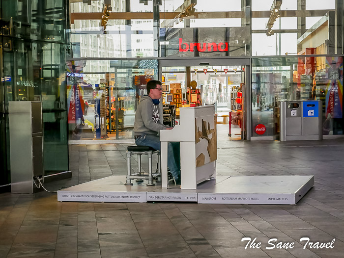 53 rotterdam train station thesanetravel.com P1950092