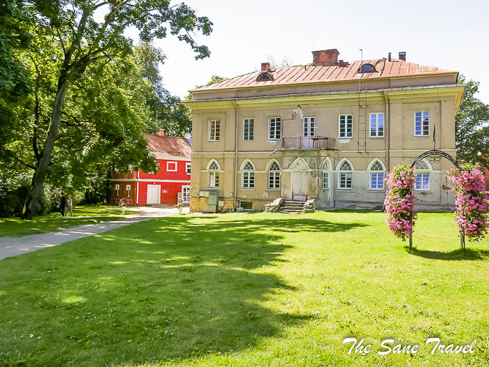 72 raudondvaris manor lithuania thesanetravel.com P2070379