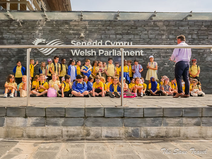 61 parliament cardiff thesanetravel.comP1216155