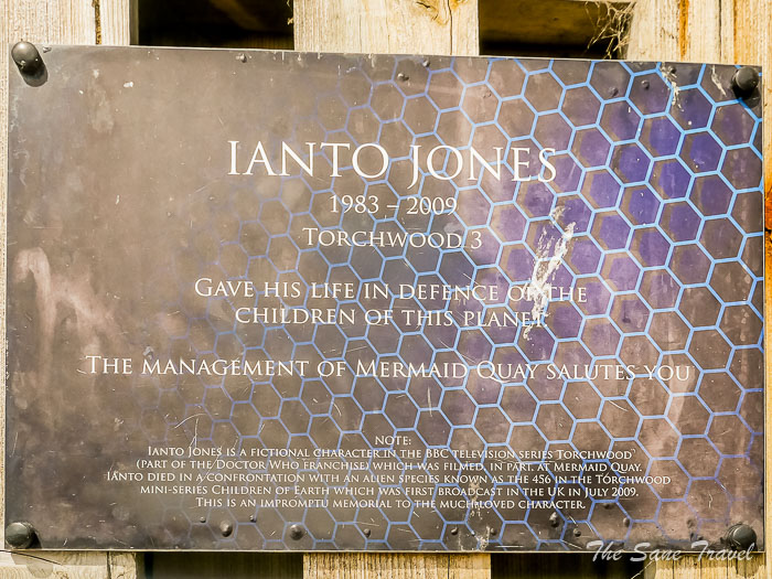 78 iantos shrine cardiff thesanetravel.comP1216204