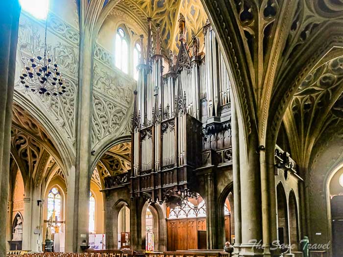 84 cathedral thesanetravel.com P1613896