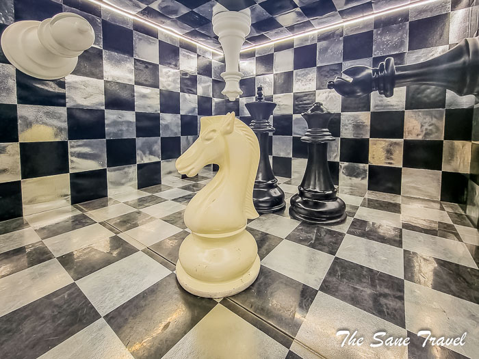 63 glow garden thesanetravel.com 20220219 203911