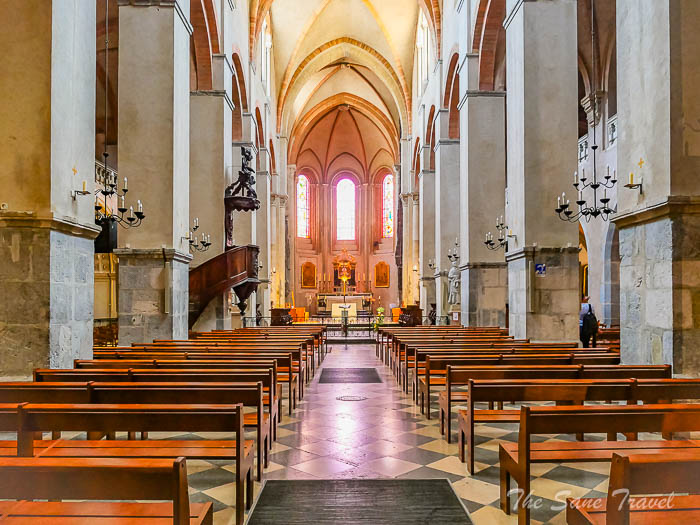 46 cathedral thesanetravel.com P1613549