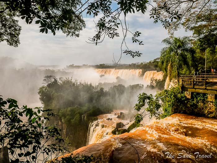 20 iguazu falls thesanetravel.comP1263412