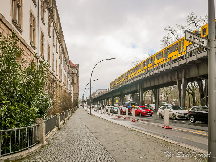 51 gitsch thesanetravel.com P1310164