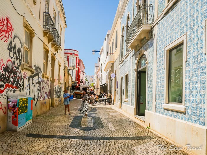 48 old town thesanetravel.comP1383774