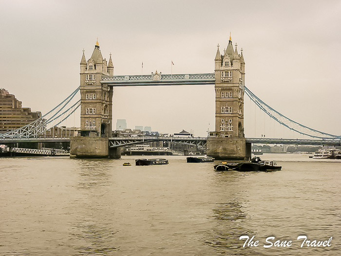 18 tower bridge thesanetravel.com London IMG 0018
