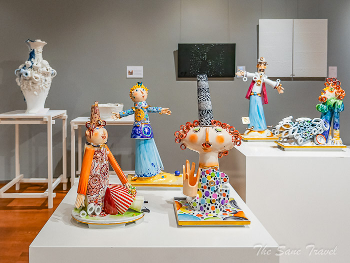 117 porcelain thesanetravel.com P1612925