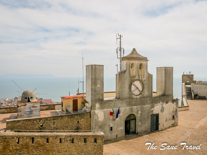 120 castle naples thesanetravel.comP1193222