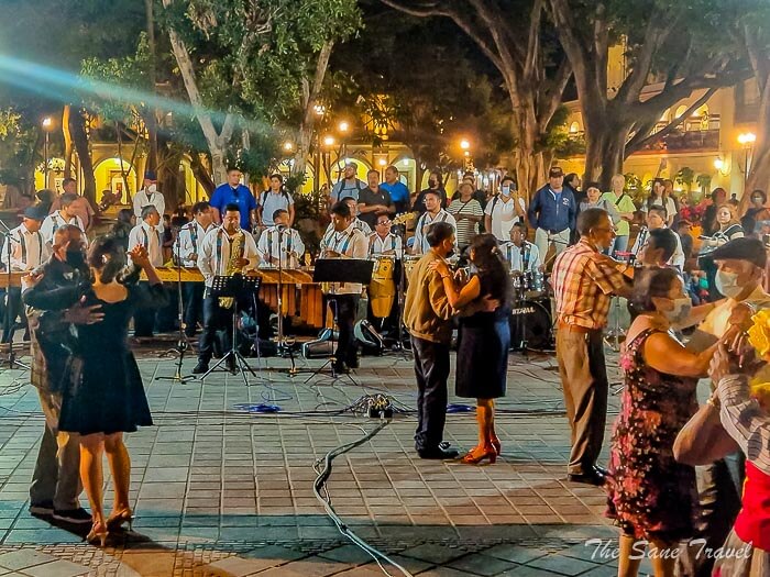 10 zocalo oaxaca thesanetravel.com20230208 194520