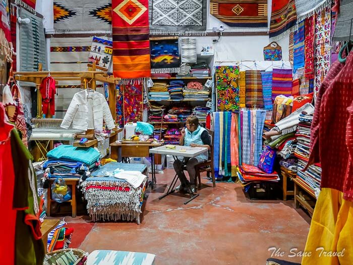 60 art shops oaxaca thesanetravel.comP1298259