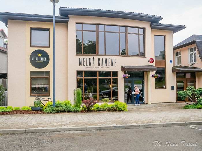 70 melna kamene ogre thesanetravel.comP1204463