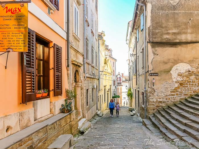 110 street thesanetravel.com P1660191