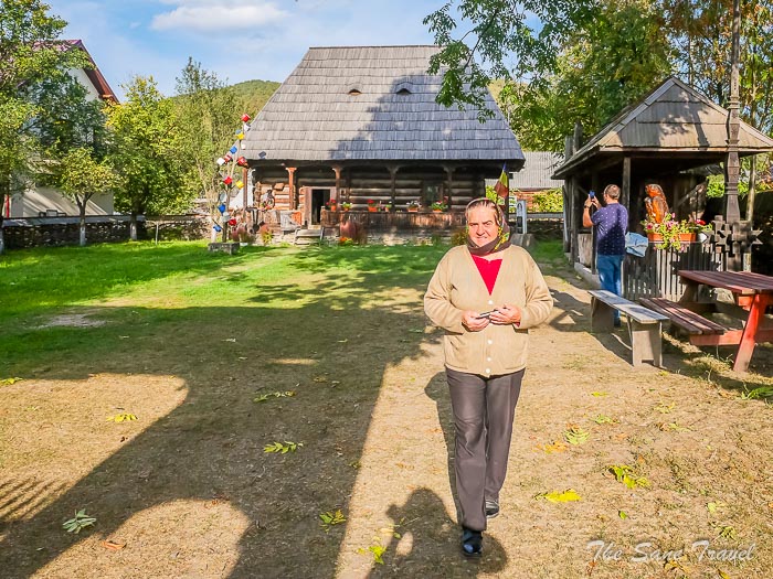 107 tarancii romane thesanetravel.comP1347706