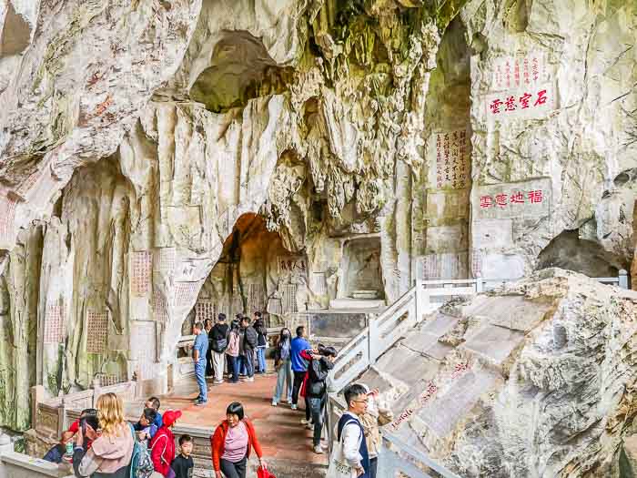 87walk and caves thesanetravel.com P1556490