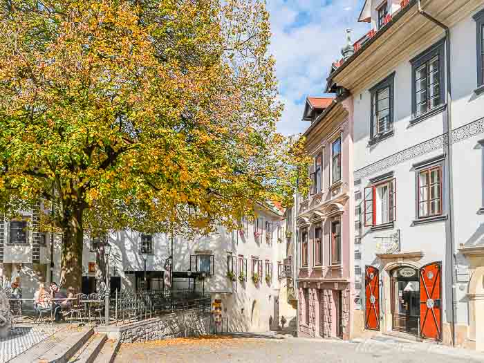 45 town square church loka thesanetravel.com P1671287