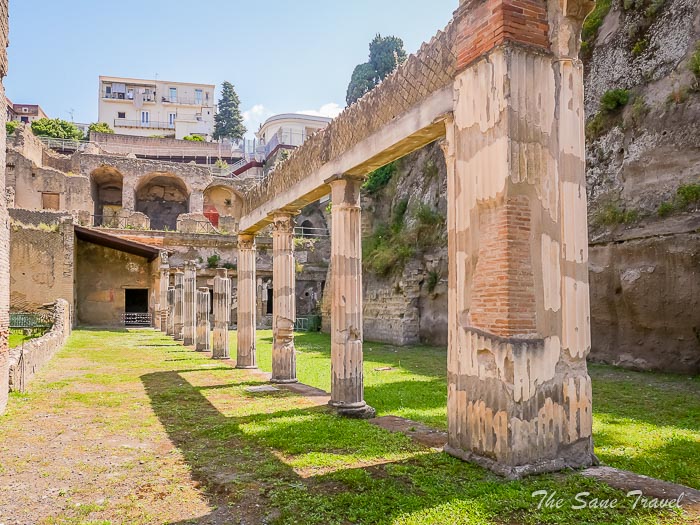 13 herculaneum thesanetravel.comP1204068