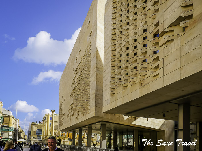 18 valletta parliament thesanetravel.com P1155828