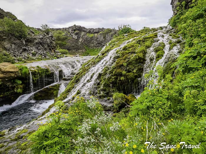 23 gjain thesanetravel.com P1053729