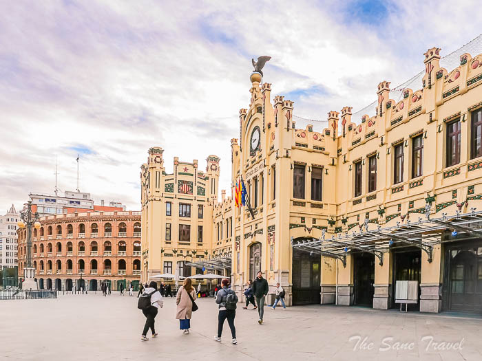 84 train stations xativa thesanetravel.com P1672676