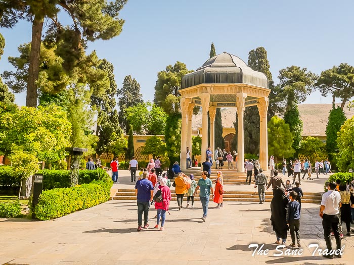 28 hafez tomb shiraz thesanetravel.com P1191579