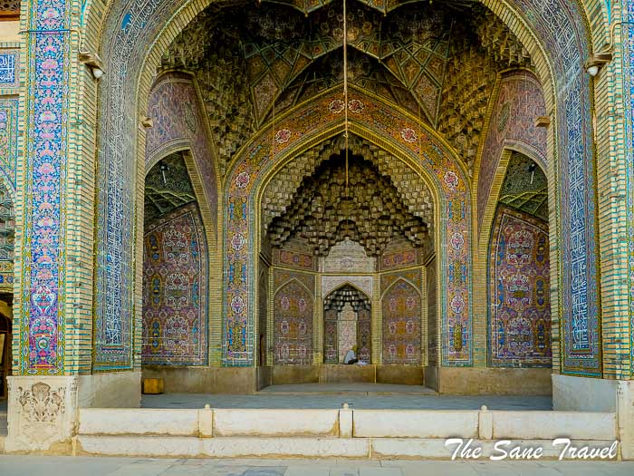 51 pink mosque shiraz thesanetravel.com P1191389