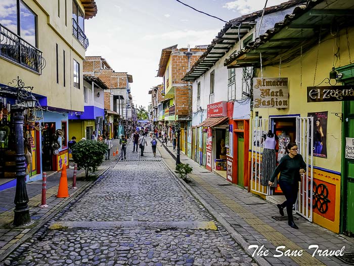 32 guatape colombia P1900292