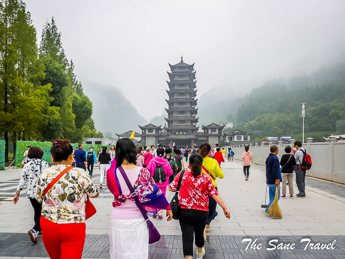 20 avatar mountains thesanetravel.com 1330076