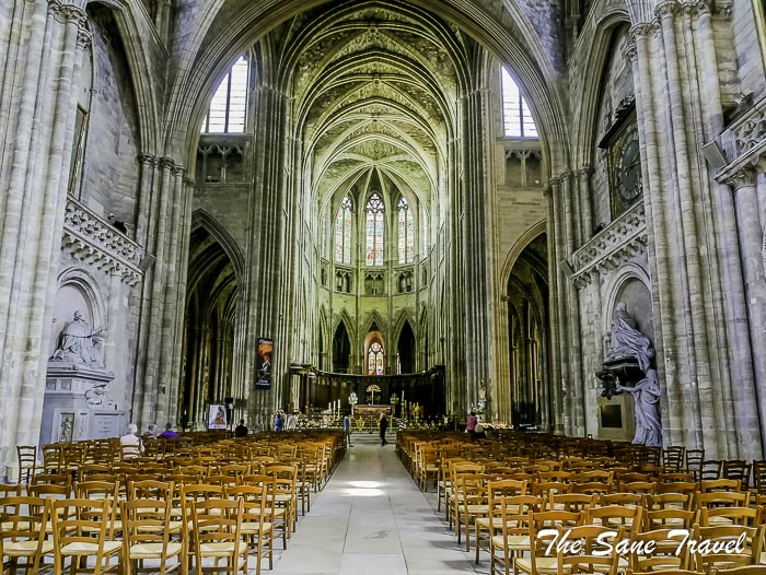 142 cathedral bordeaux thesanetravel.com P1720955