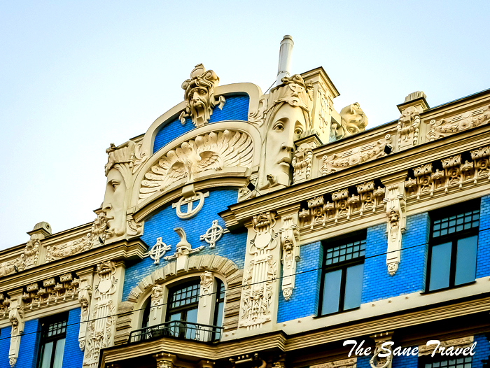 How to become an expert of Riga's Art Nouveau architecture in half an hour