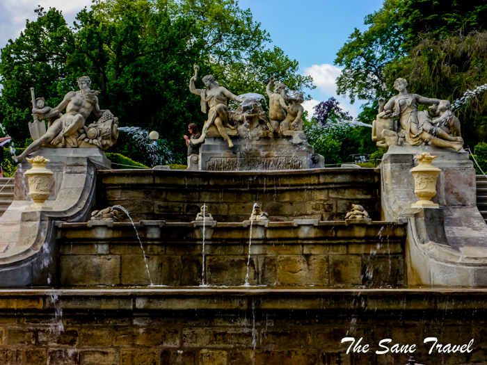 cesky krumlov fountain thesanetravel.com 1240749