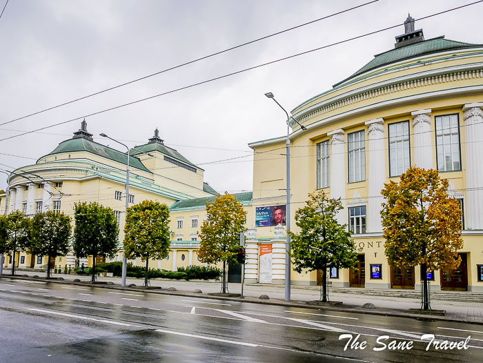 220 tallin thesanetravel.com P1840669