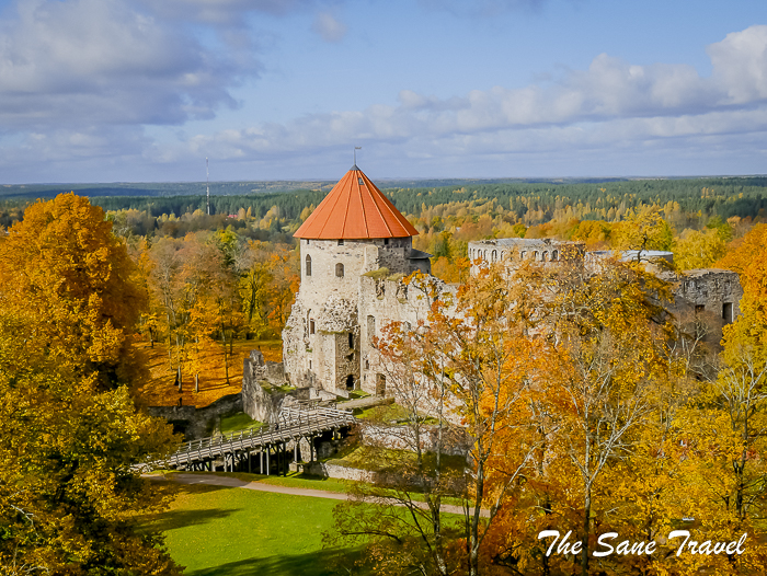 41cesis latvia autumn thesanetravel.com 1340349