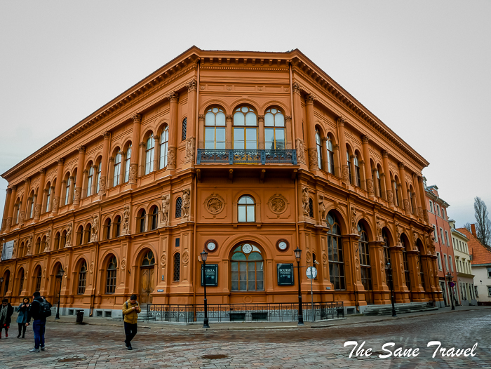 1 riga bourse museum www.thesanetravel.com 1190972