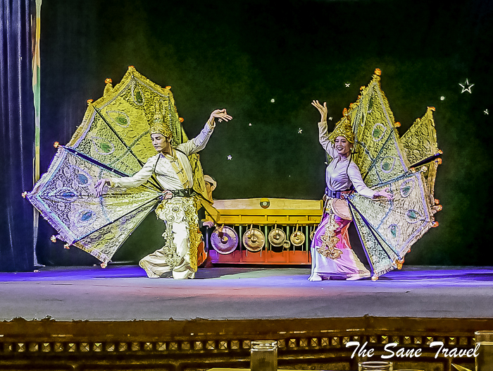 89karaweik palace yangon thesanetravel.com 1590885