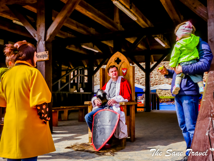 lida castle belarus www.thesanetravel.com 1380438