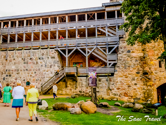 sigulda castle www.thesanetravel.com 1110215
