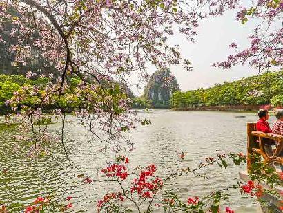 A day at Seven Star Crags: Discovering natural wonders near Guangzhou